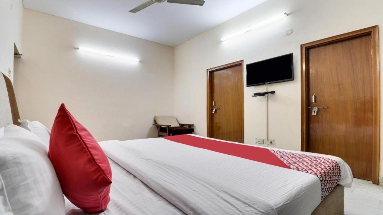Anh Hotel Lucknow Exterior photo