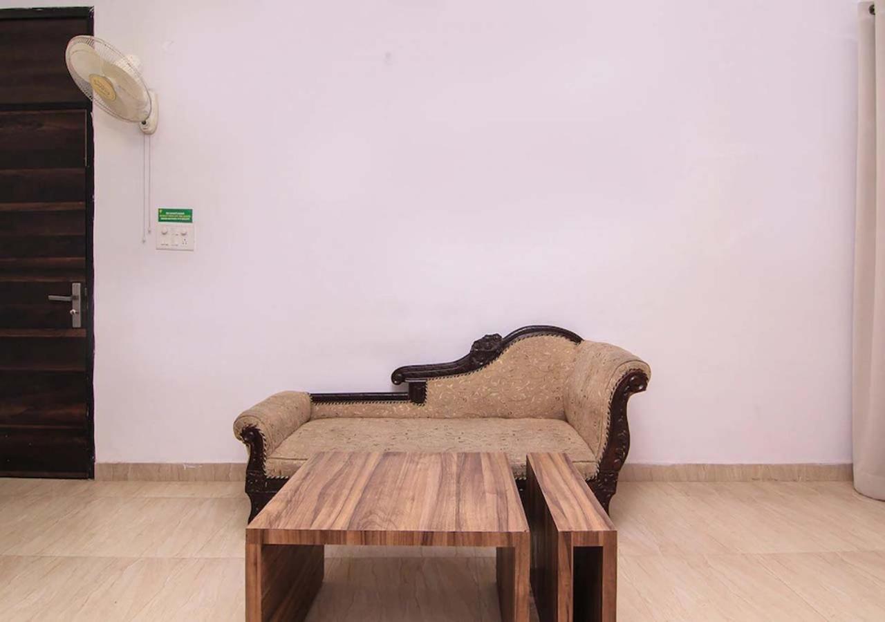 Anh Hotel Lucknow Exterior photo